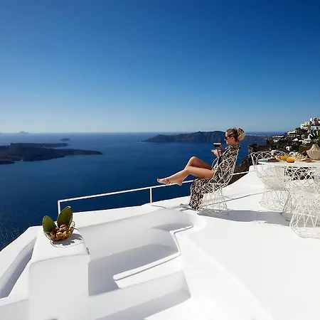 Gitsa Cliff Luxury Villa *